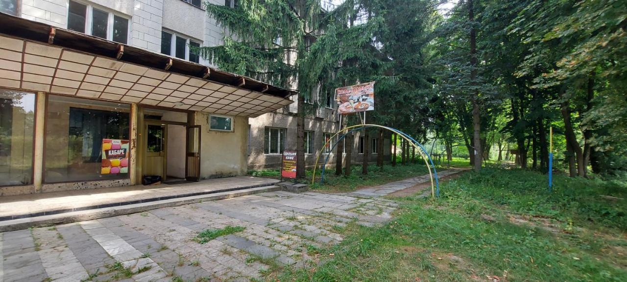 Hotel Bb Student Chust Zewnętrze zdjęcie